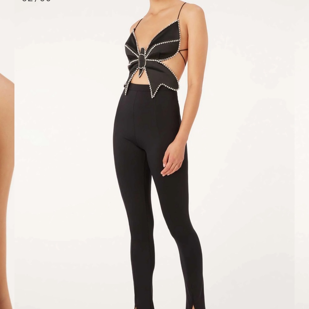 Area butterfly crop top